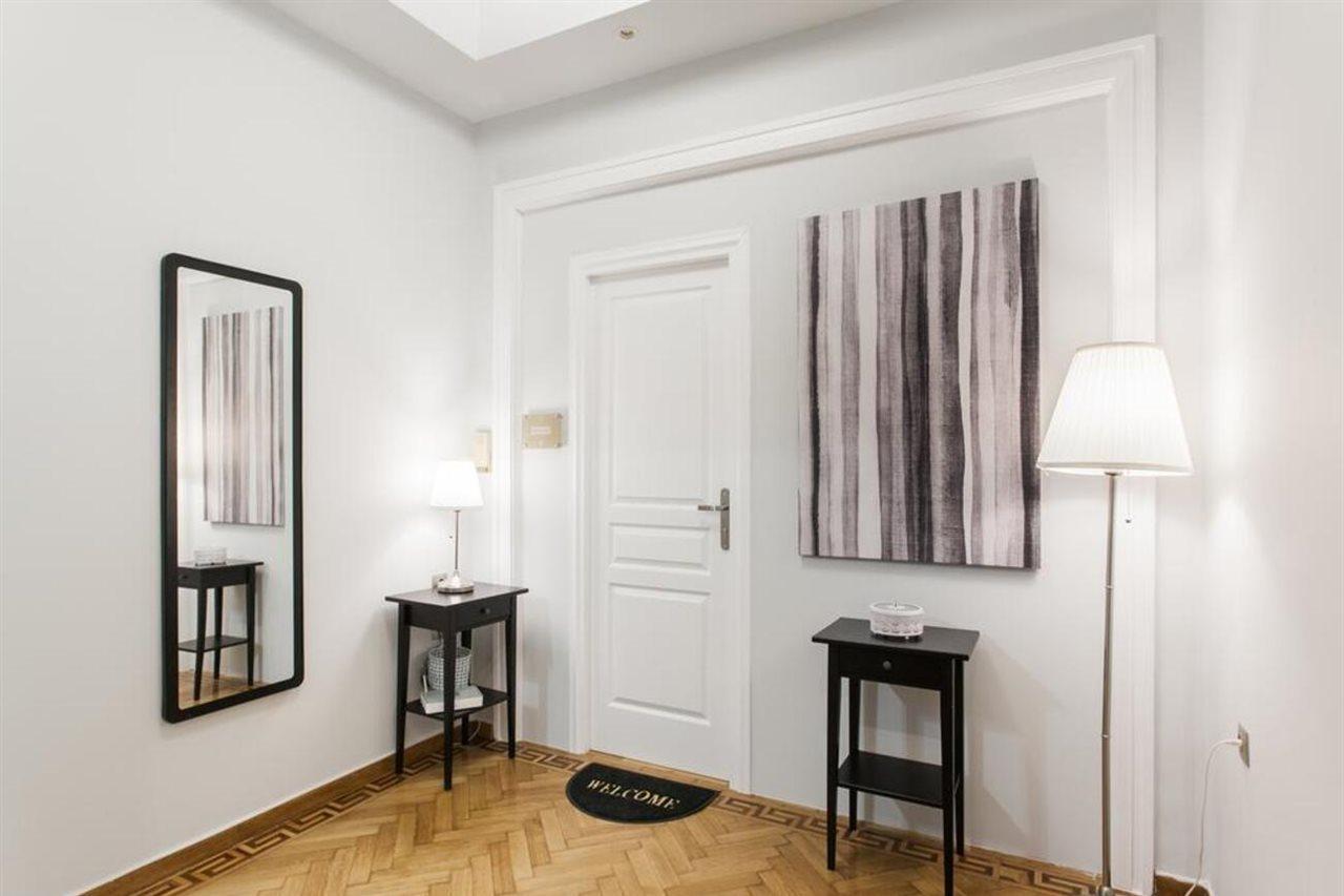 Syntagma Apartments By Livin Urbban Афины Экстерьер фото